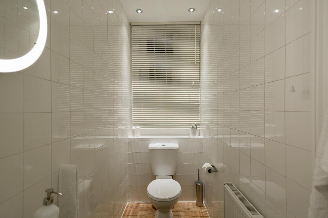 St. Lukes View, Shoreditch, By The Design Traveller ロンドン エクステリア 写真
