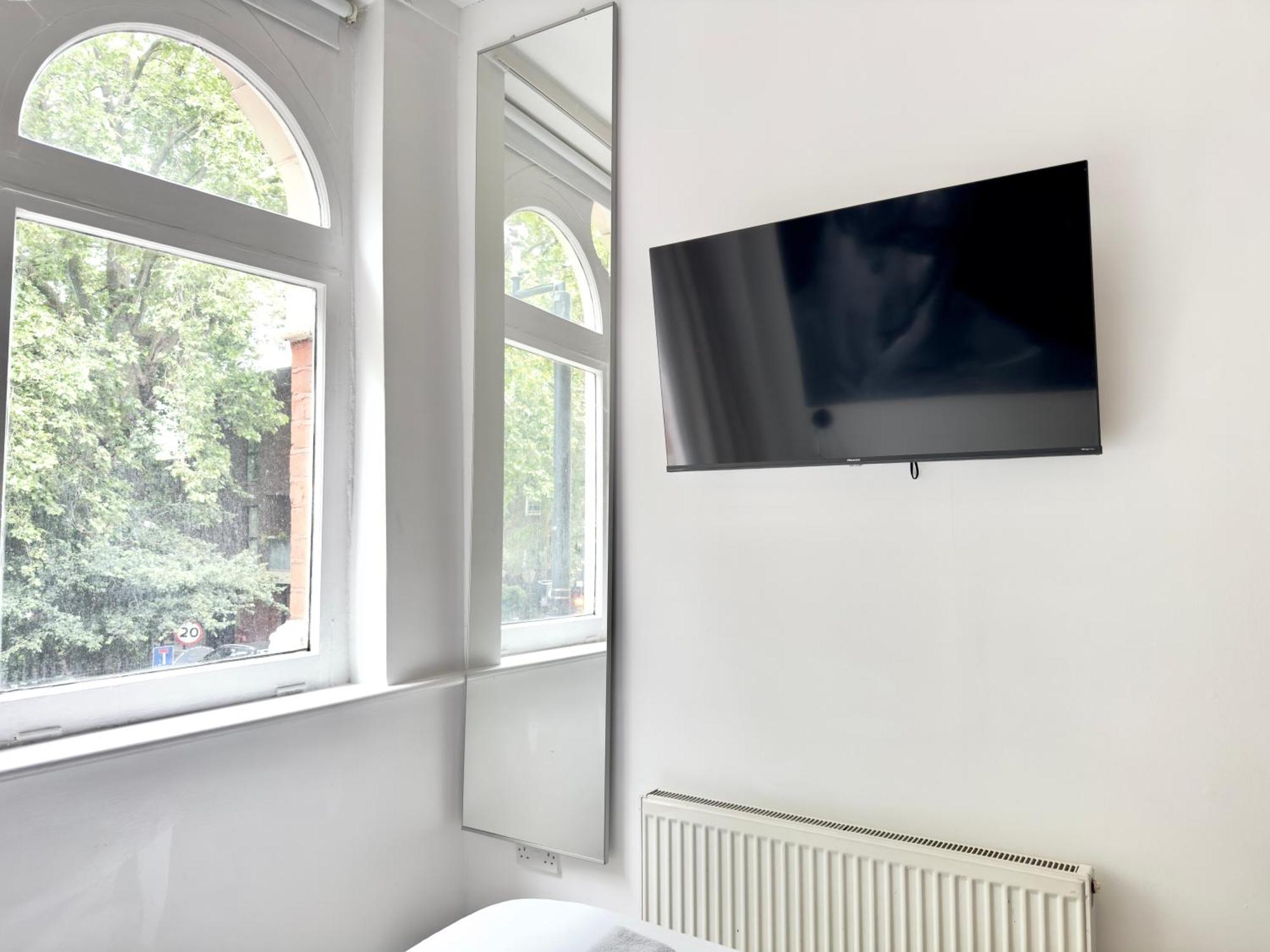 St. Lukes View, Shoreditch, By The Design Traveller ロンドン エクステリア 写真